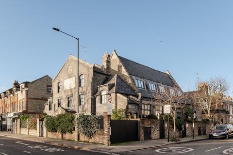 3 bedroom end of terrace house for sale, Leswin Road, London N16