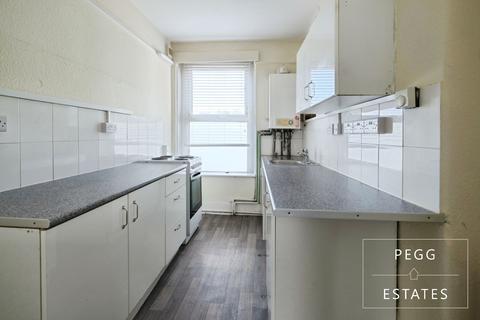 3 bedroom maisonette for sale, Forest Road, Torquay
