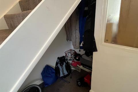3 bedroom terraced house to rent, Deerswood Avenue, Hatfield