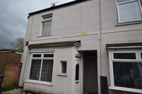 2 bedroom terraced house to rent, Carlisle Avenue, Hull HU3