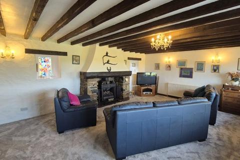 9 bedroom detached house for sale, Bryn Farm & Erw'r Wennol, Caergeiliog, Anglesey, LL65