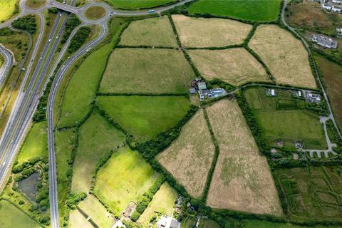 9 bedroom detached house for sale, Bryn Farm & Erw'r Wennol, Caergeiliog, Anglesey, LL65