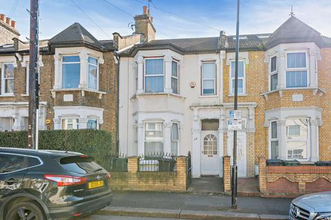 5 bedroom terraced house for sale, Third Avenue, London, E17 9