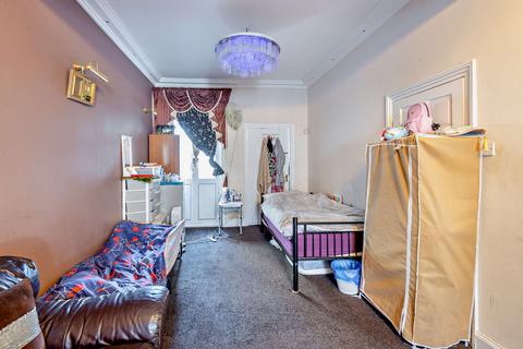 5 bedroom terraced house for sale, Third Avenue, London, E17 9