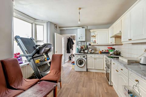 5 bedroom terraced house for sale, Third Avenue, London, E17 9