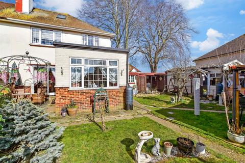 3 bedroom semi-detached house for sale, Grange Road, Gillingham ME7