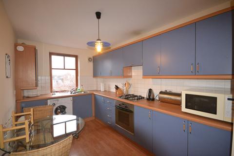 2 bedroom flat to rent, West Bryson Road, Polwarth, Edinburgh, EH11