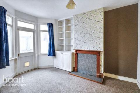 3 bedroom terraced house for sale, Warwick Road, Chingford