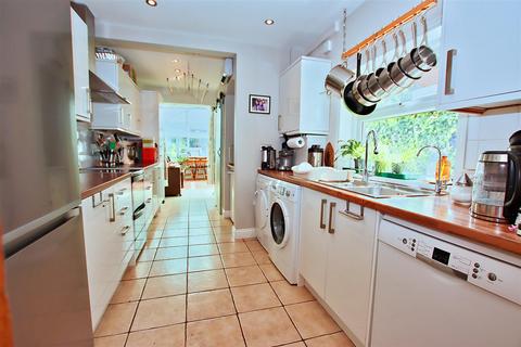 3 bedroom semi-detached house for sale, Drayton Road, Borehamwood