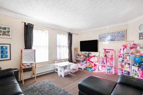 3 bedroom semi-detached house for sale, Greenwich Crescent, Beckton, London, E6