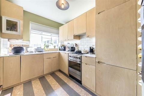 Flat 5, Osier Court Osier Street, London, E1 4AP