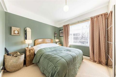 Flat 5, Osier Court Osier Street, London, E1 4AP