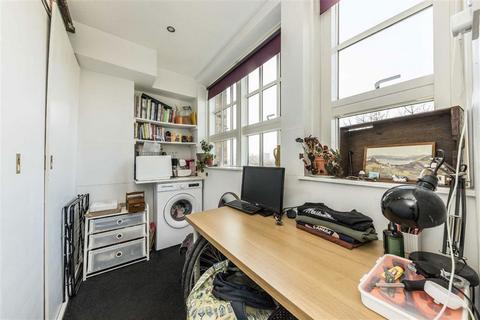 1 bedroom flat for sale, Wilmot Street, London E2