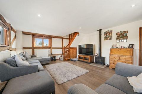 3 bedroom barn conversion for sale, ., Malvern, WR13 6