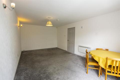 2 bedroom flat to rent, Wake Green Road, Birmingham
