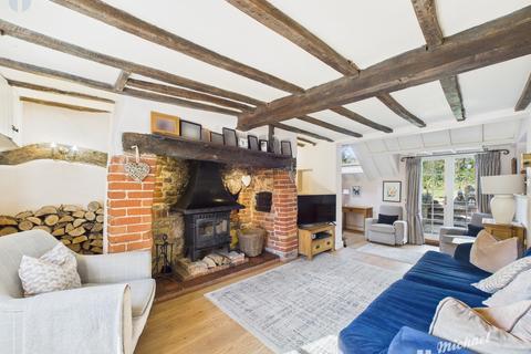 3 bedroom cottage for sale, School Hill, North Marston, Buckingham, Buckinghamshire