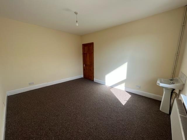 Bedroom 1.jpeg