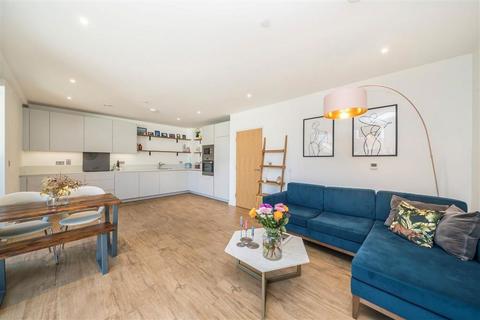 2 bedroom flat for sale, Danson Mews, London SE17