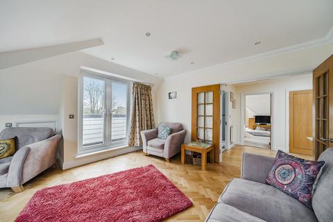 2 bedroom apartment for sale, Whittets Ait, Jessamy Road, Weybridge