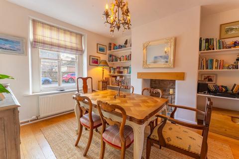 12 Bridge Street, Brecon, LD3 8AH