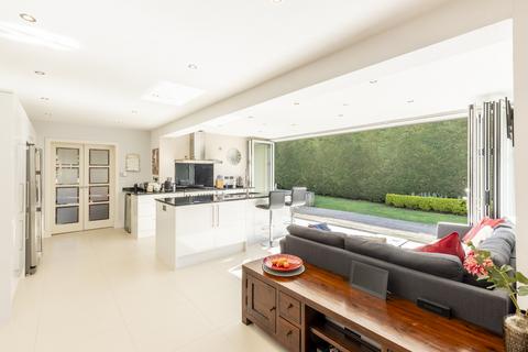 undefined, Haywards Lane Cheltenham, Gloucestershire, GL52 6RF