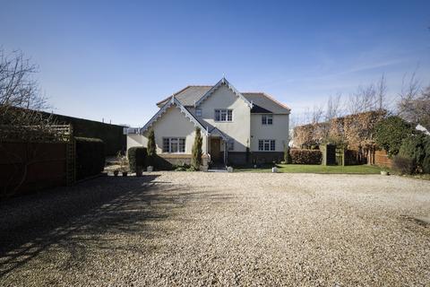 6 bedroom detached house for sale, Haywards Lane Cheltenham, Gloucestershire, GL52 6RF