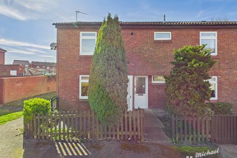 3 bedroom end of terrace house for sale, Bedwyn Walk, Aylesbury