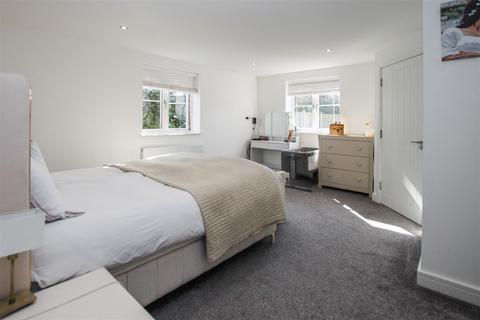 2 bedroom apartment for sale, Domos Place, Ongar Road, Kelvedon Hatch, Brentwood