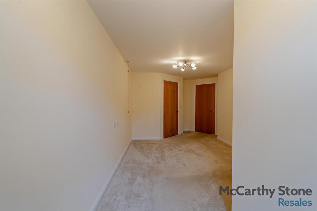 8637286-interior10-800.jpg