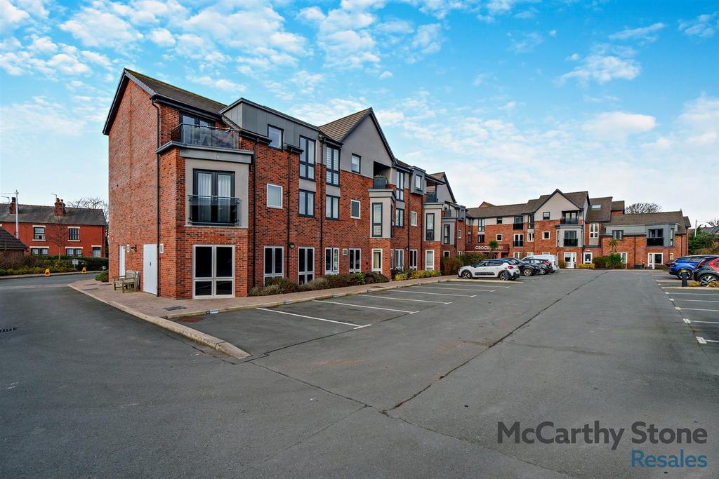 8637286-exterior05-800.jpg