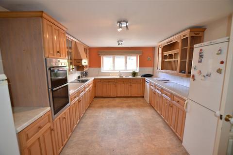 3 bedroom equestrian property for sale, Green Hill, Maidstone ME15