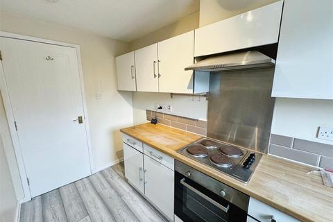 1 bedroom flat to rent, Woodlands Court, Old Kilpatrick G60