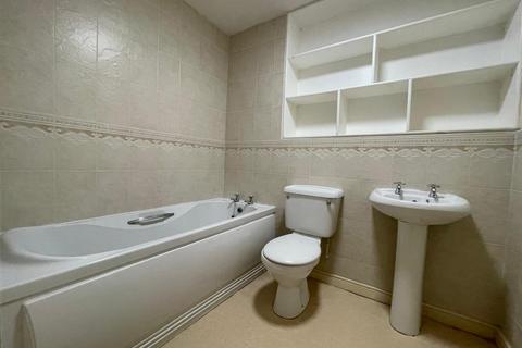 2 bedroom flat for sale, 49, Weavers Green, Northallerton