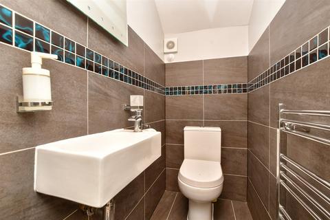 25 Gwydyr Road, Bromley, BR2 0EX