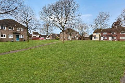 2 bedroom terraced house to rent, Caroline Close, Wivenhoe, CO7 9SD