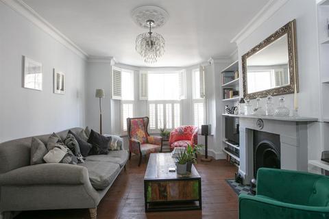 3 bedroom terraced house for sale, Flaxman Road, Camberwell, SE5