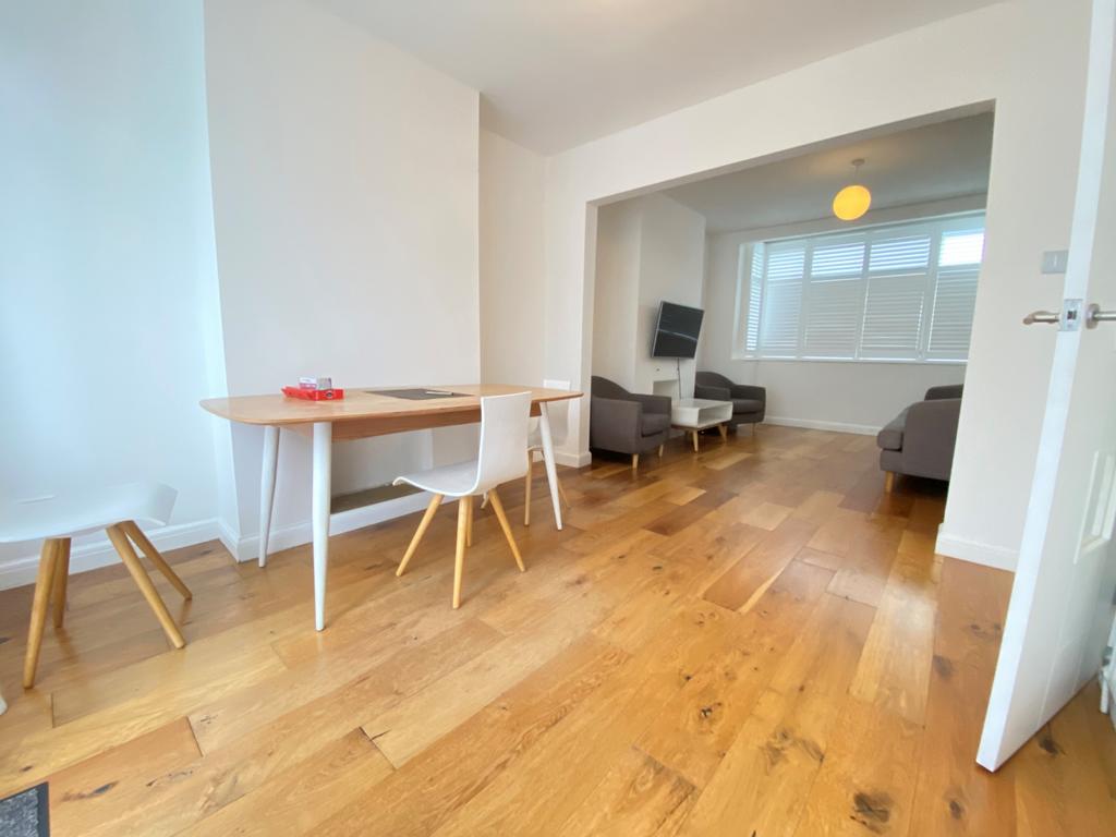 Living Room 2 85