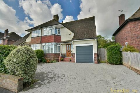 3 bedroom semi-detached house for sale, Hillcrest Avenue, Bexhill-on-Sea, TN39