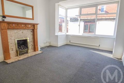 3 bedroom end of terrace house for sale, Kingscote Drive, Blackpool, FY3 7EW