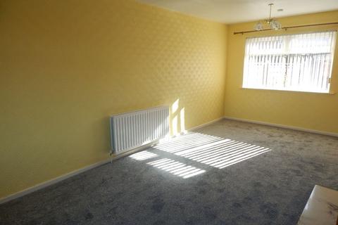 2 bedroom semi-detached house to rent, Redfearn Avenue, Heckmondwike