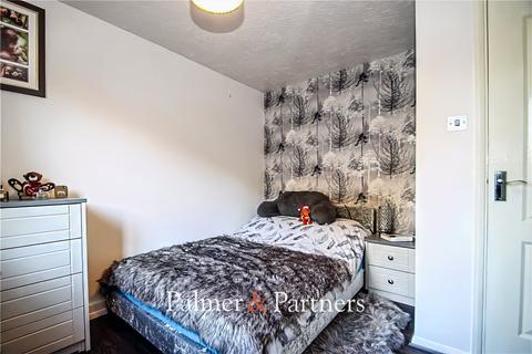 1 bedroom apartment for sale, Nicholsons Grove, Colchester, Essex, CO1