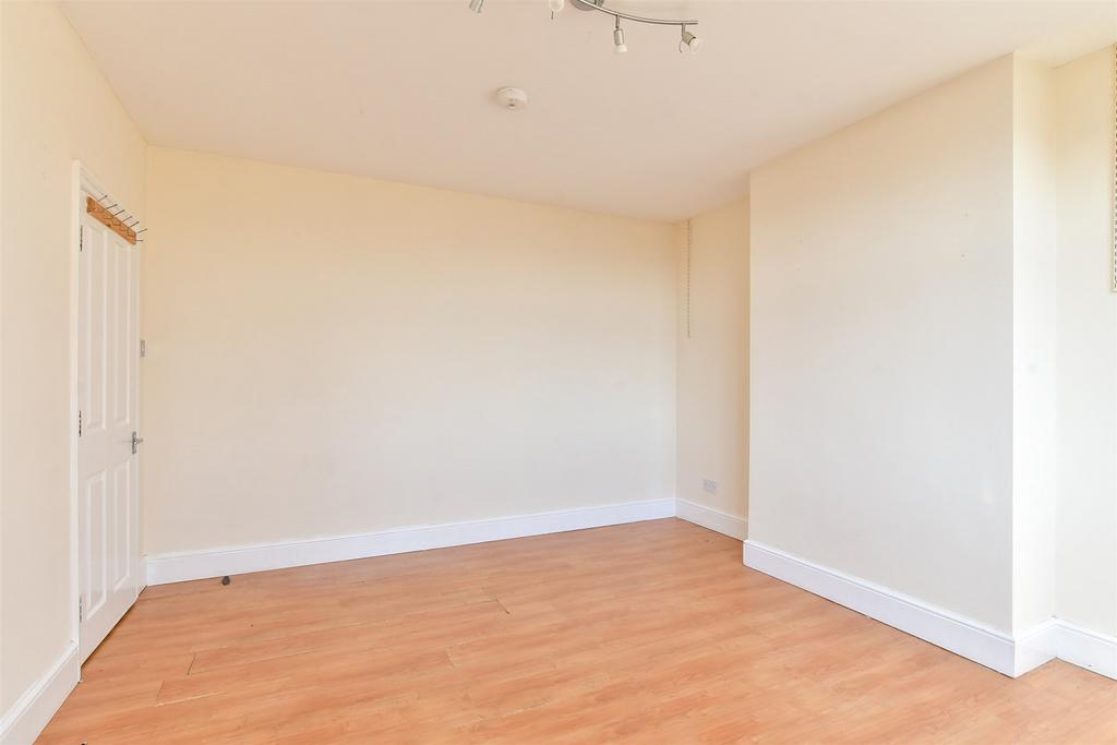 Lounge/ Dining Room
