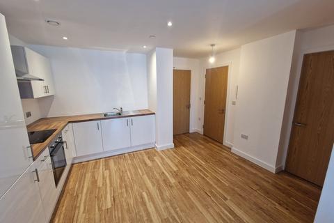 1 bedroom apartment to rent, Michigan Avenue, Salford,