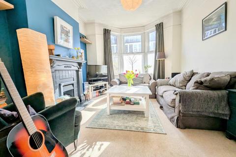 2 bedroom house for sale, Justice Road, Bristol