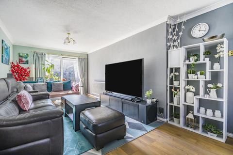 4 bedroom end of terrace house for sale, Portway Close, Reading, Berkshire