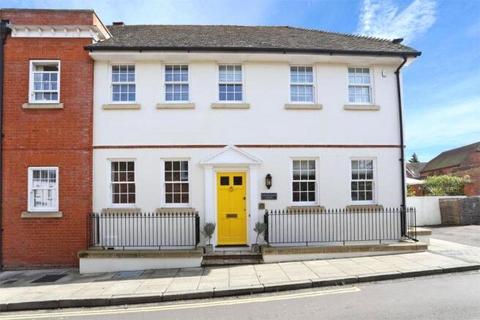 3 bedroom semi-detached house to rent, Church Street, Odiham, Hook, Hampshire, RG29