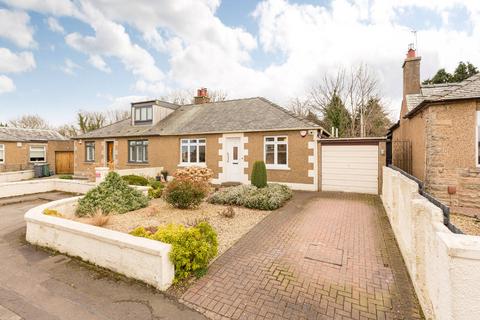 2 bedroom semi-detached bungalow for sale, 4 Peatville Gardens, Kingsknowe, Edinburgh, EH14 2EF