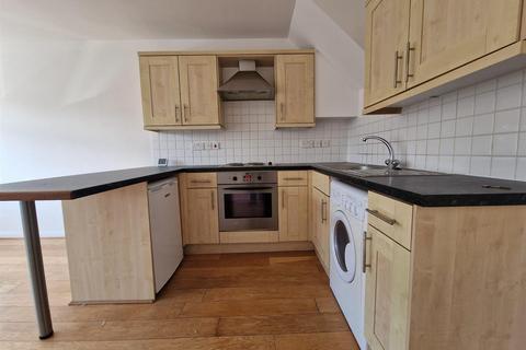 1 bedroom flat to rent, Tygan House The Broadway Cheam Surrey