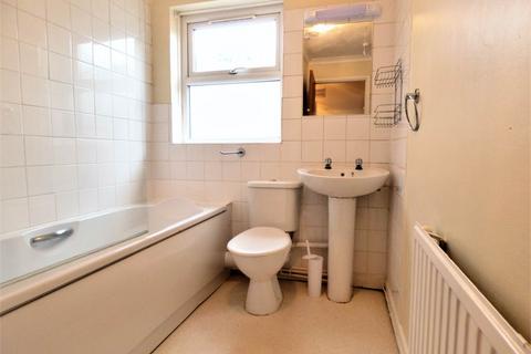 1 bedroom flat to rent, Richmond Terrace, Carmarthen, Carmarthenshire