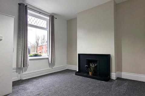 2 bedroom terraced house to rent, Ashton Road, Oldham, OL8